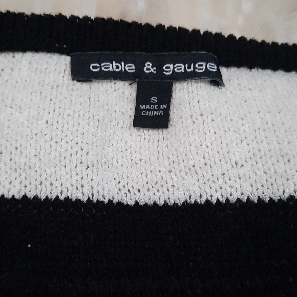 Cable & Guage Chunky KnitTank top - Picture 4 of 5